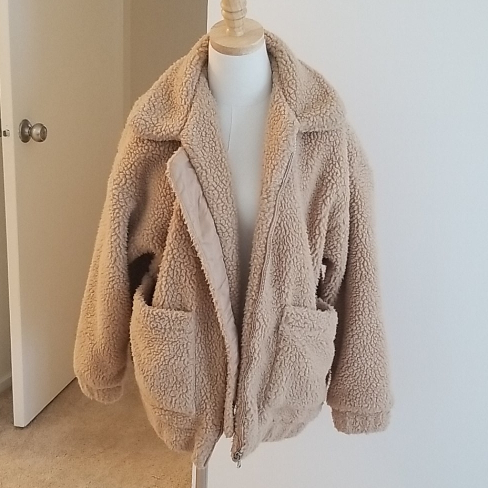 I AM GIA pixie coat